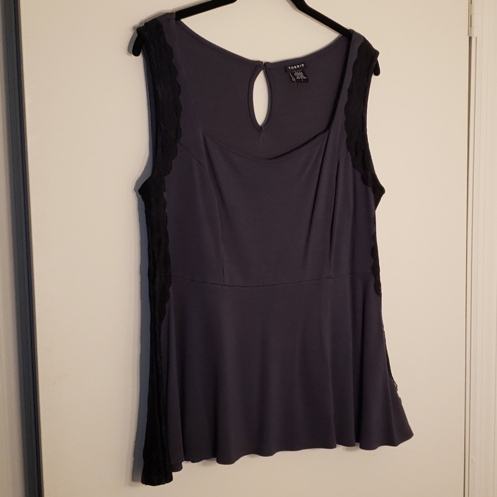 Torrid gray peplum with lace detail size 1